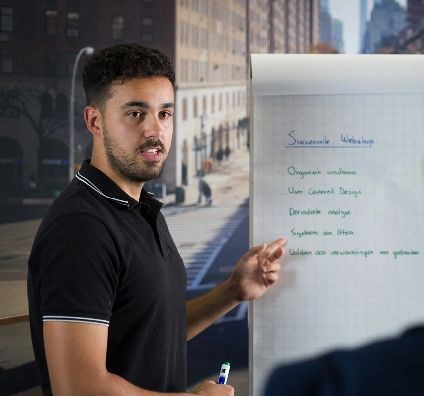 Uitleg van een Ittica Media medewerker